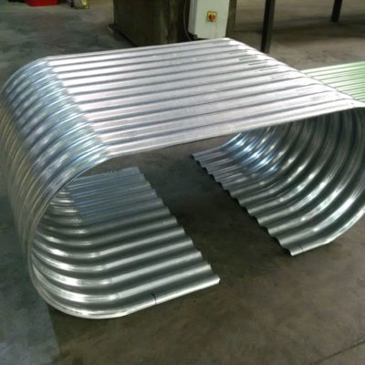 Roll bending machine for corrugated iron sheets Roll bending machine for corrugated iron sheets