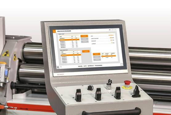 Blechrundbiegemaschine mit Materialdatenbank
        